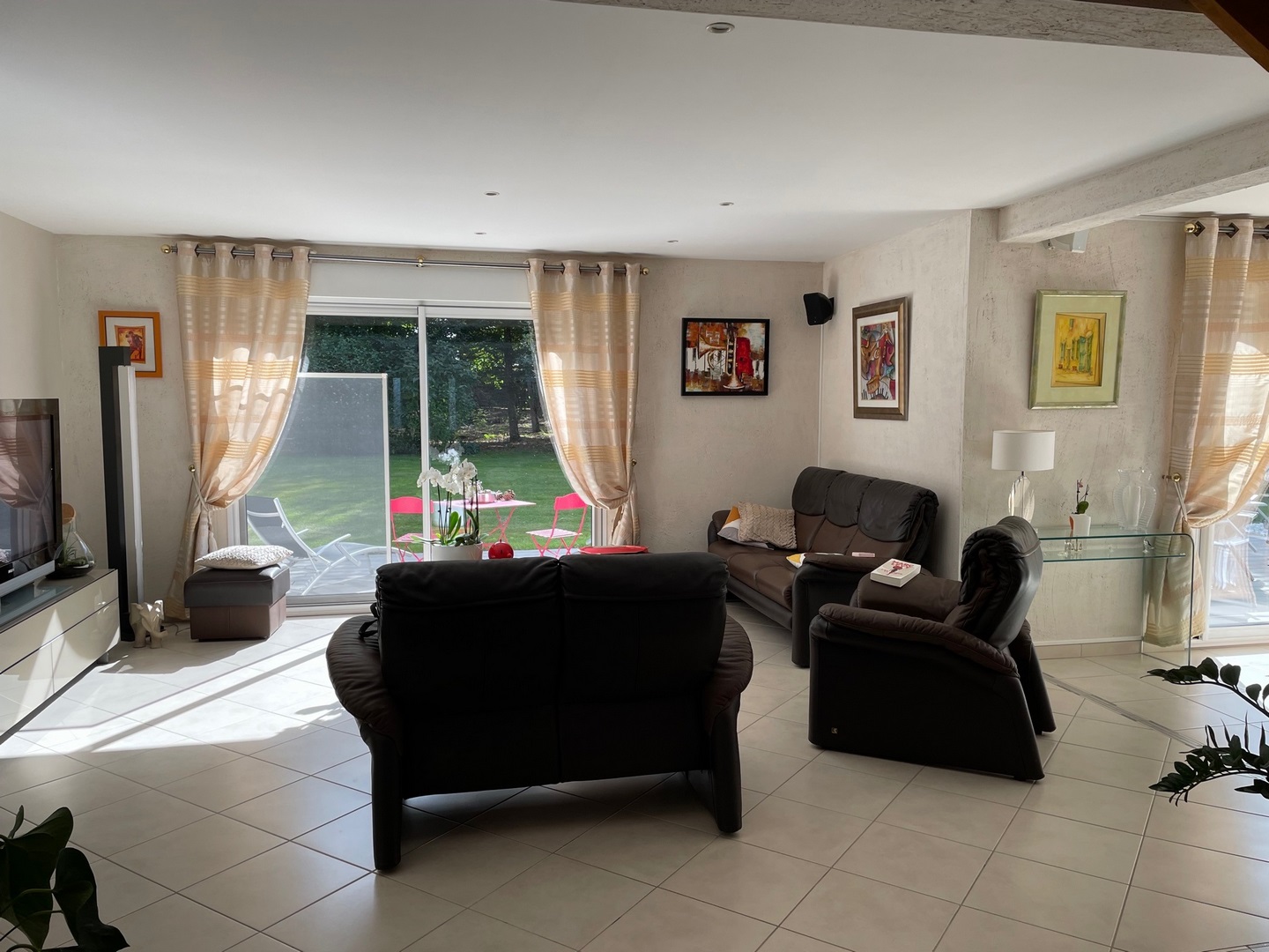 CONTEMPORARY HOUSE 294m² approx SOUTH of TOURS GARAGE CAVE TERRACE PARK 3.300m