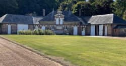 XVth century Mansion, outbuildings, tennis court, 190 hectares of land