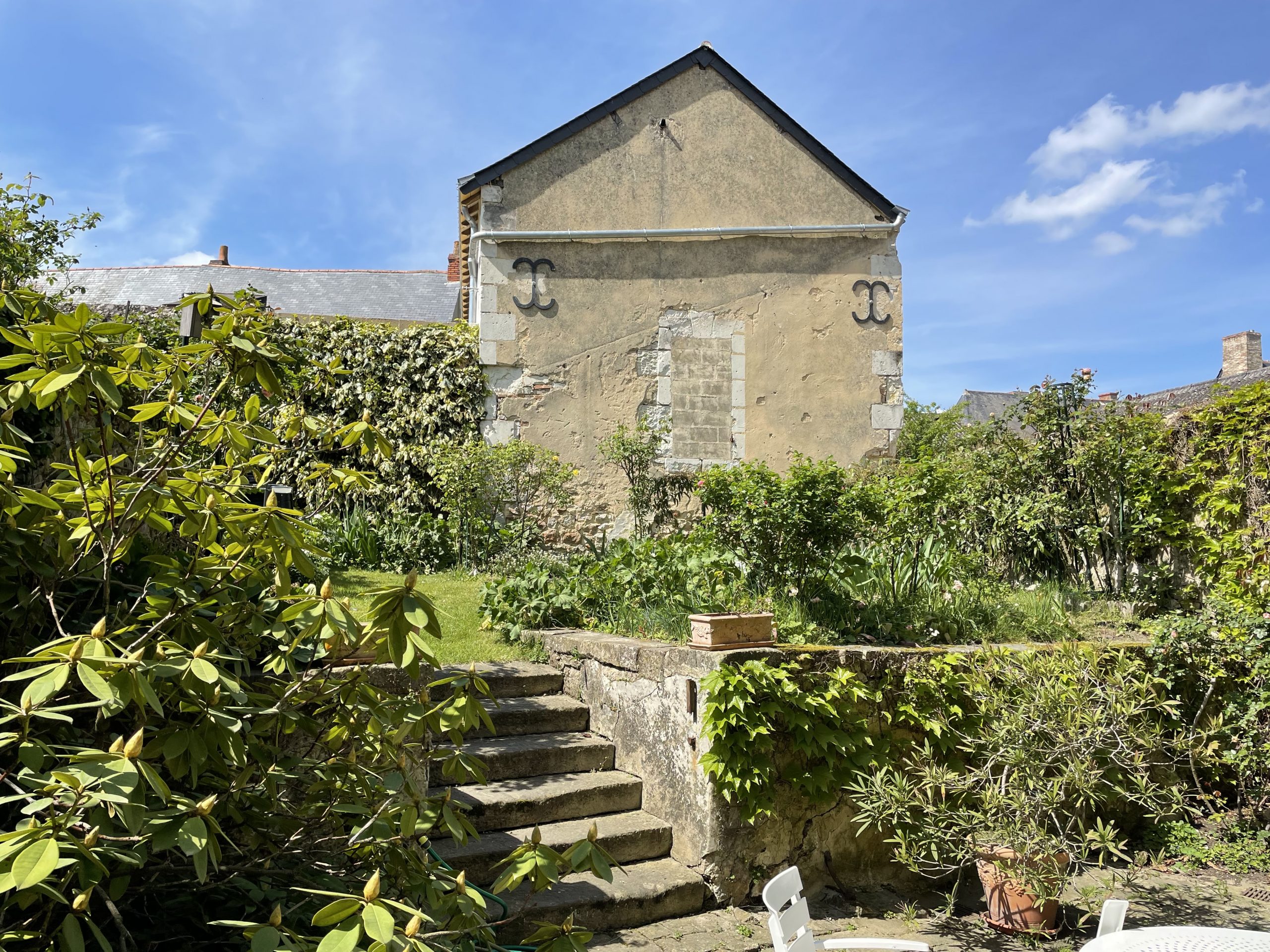 Beautiful mansion from the XVIth-XVIIth century – 30 minutes from Angers