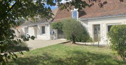 SOLD – COTTAGE ON ONE LEVEL – SOUTH OF TOURS LAND 4.000m² SWIMMING POOL GARAGE PARKING