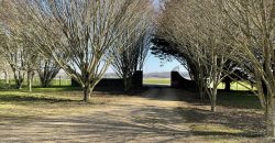 BEAUTIFUL LONGERE DE CHARACTERE – ARBORE PARK – DEPENDENCE – 20min FROM ANGERS